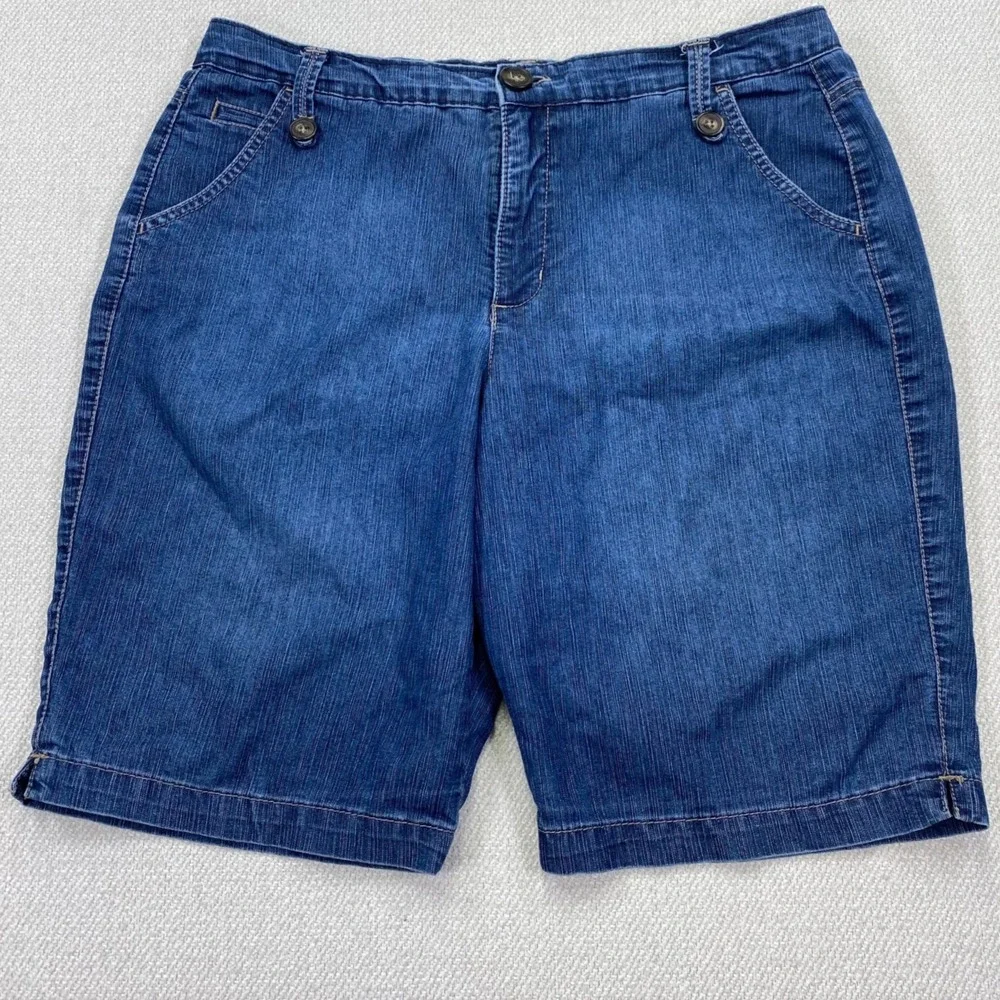 Gloria Vanderbilt Bermuda Shorts Womens 12 Blue Denim Lock Stitch Control DPF2
